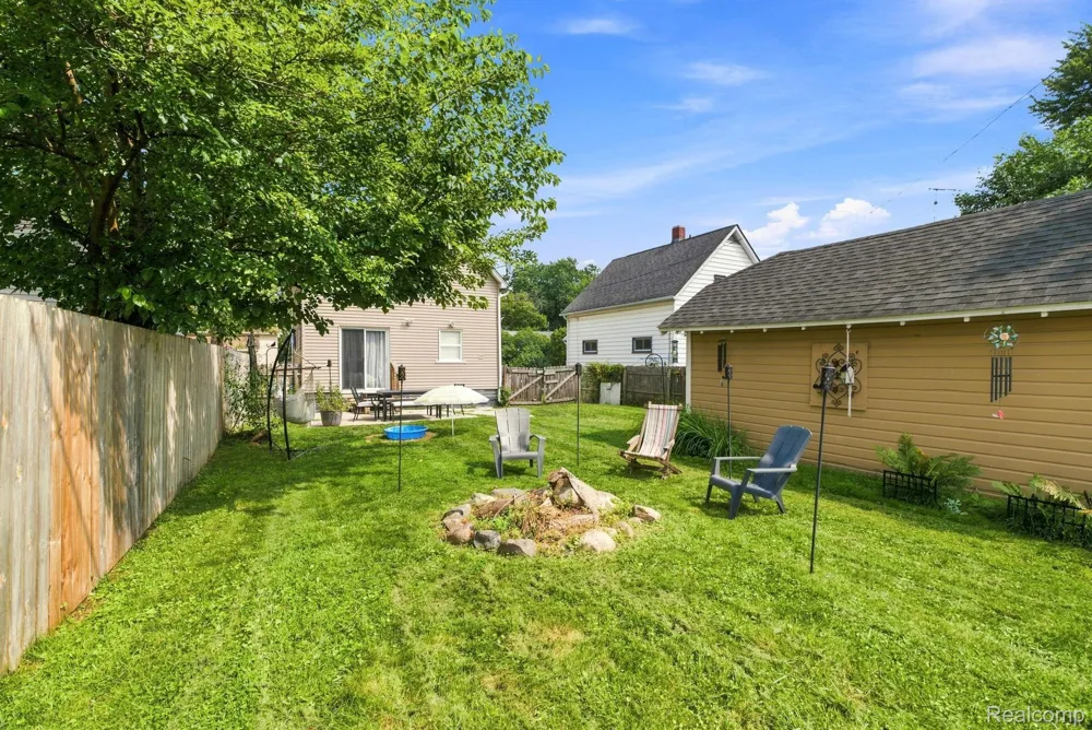 801 16th Street Port Huron City, MI 48060