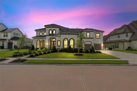 10643 Crystal Spring Drive