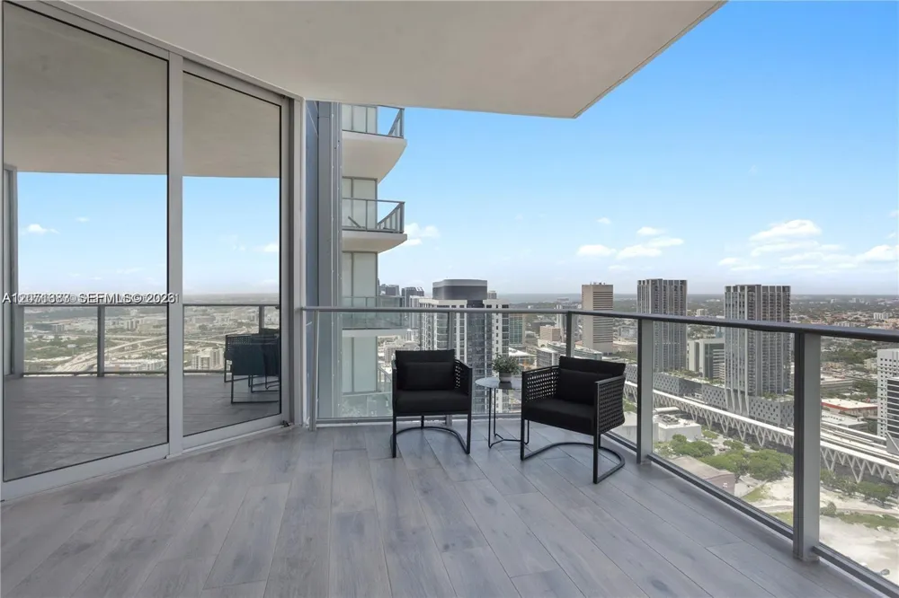 851 NE 1st Ave #4106 Miami, FL 33132