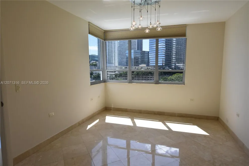 801 Brickell Key Blvd #701 Miami, FL 33131