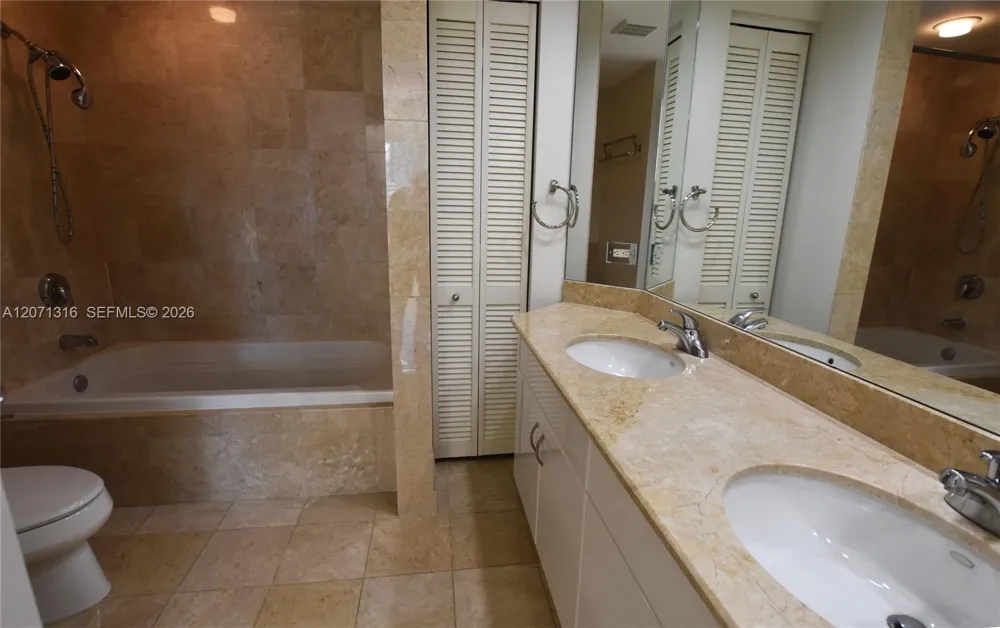 801 Brickell Key Blvd #701 Miami, FL 33131
