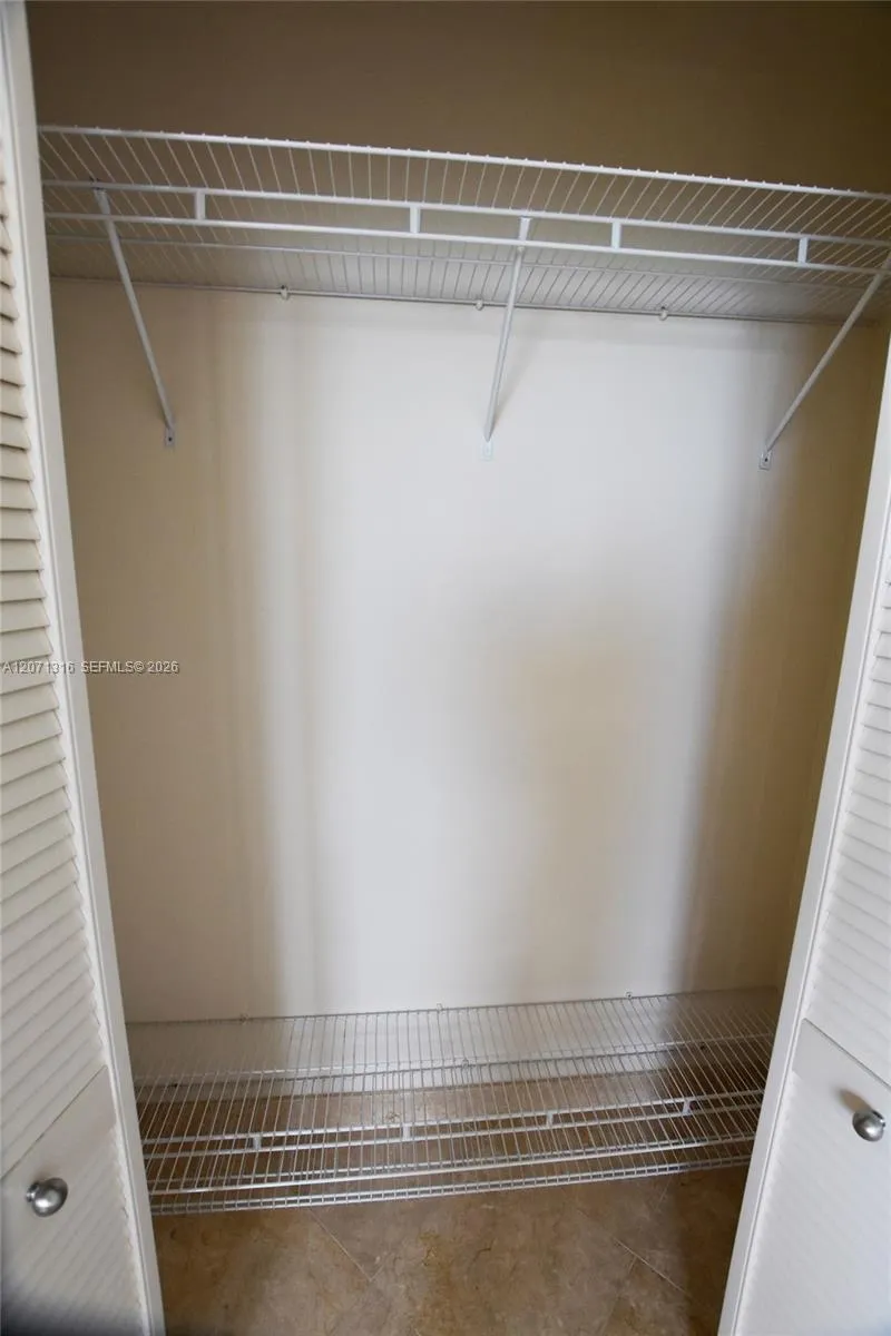 801 Brickell Key Blvd #701 Miami, FL 33131