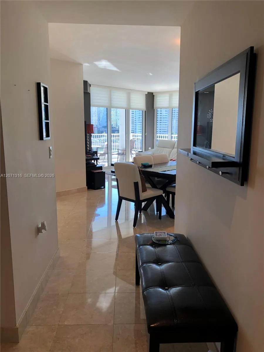 801 Brickell Key Blvd #701 Miami, FL 33131