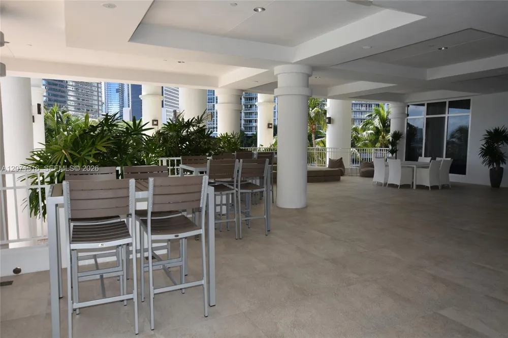 801 Brickell Key Blvd #701 Miami, FL 33131