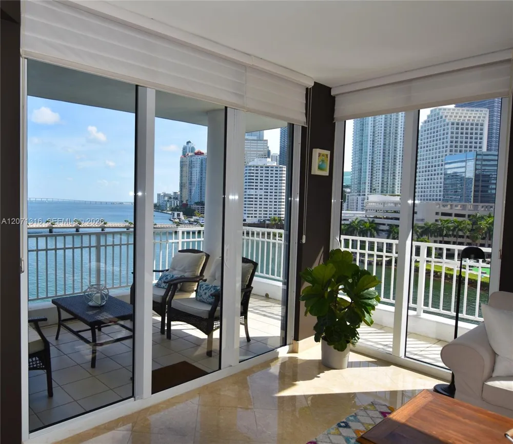 801 Brickell Key Blvd #701 Miami, FL 33131