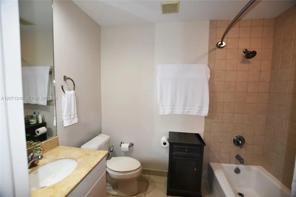 801 Brickell Key Blvd #701 Miami, FL 33131