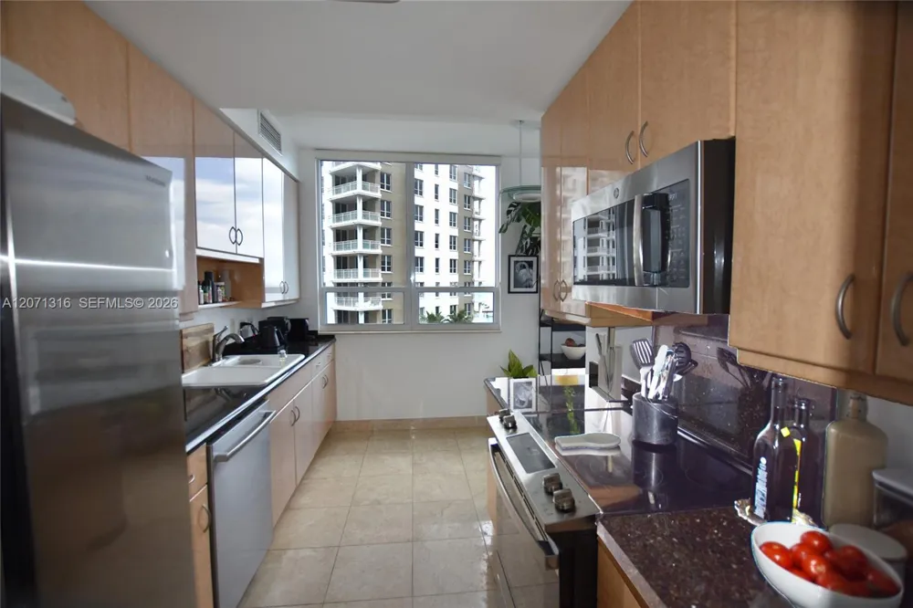801 Brickell Key Blvd #701 Miami, FL 33131