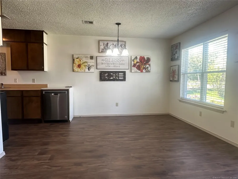 507 S 2nd Street Morris, OK 74445