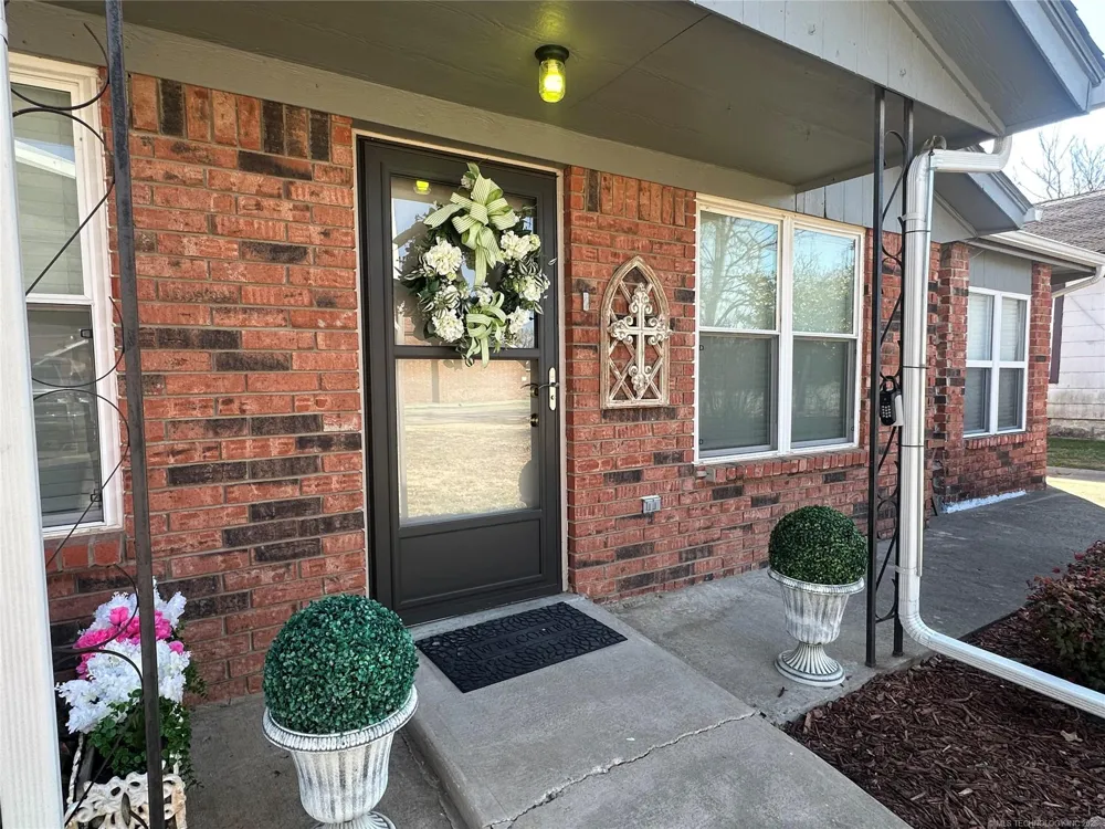 507 S 2nd Street Morris, OK 74445