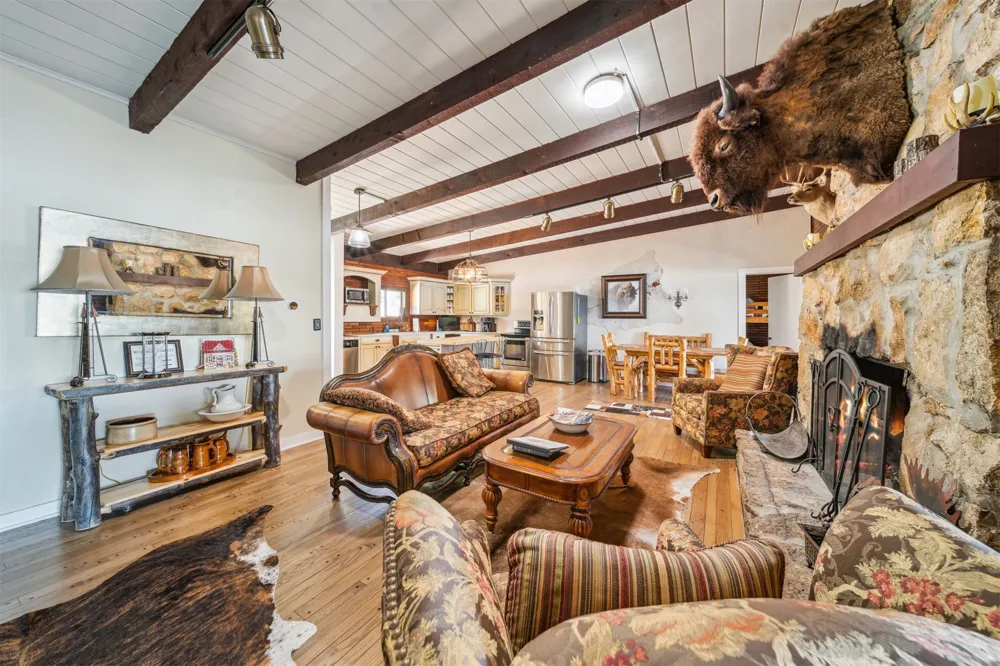 24280 S 610 DRIVE Grove, OK 74344