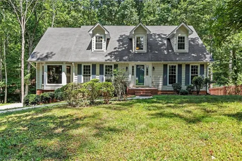731 Barrington Park Circle
