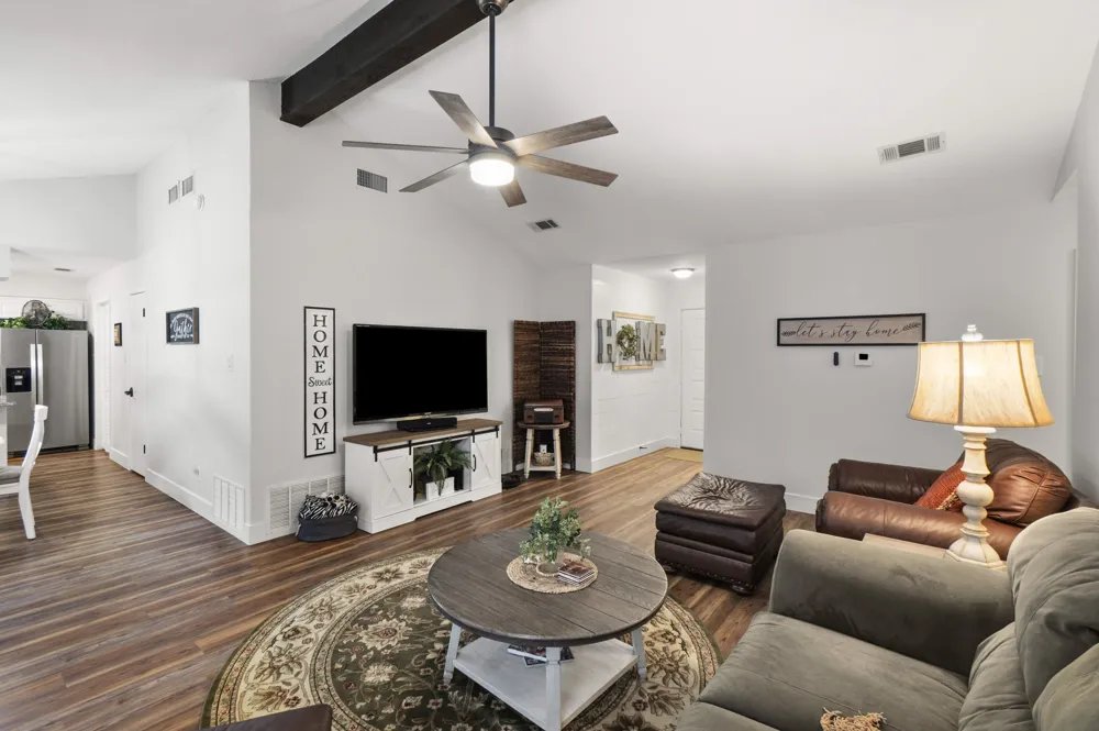 1133 County Road 2020 Glen Rose, TX 76043