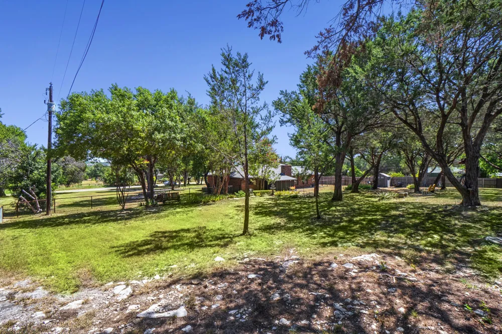 1133 County Road 2020 Glen Rose, TX 76043
