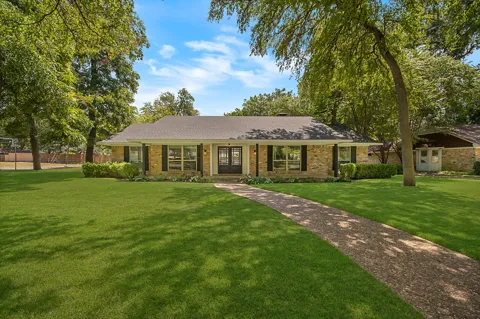 1049 Forest Grove Drive
