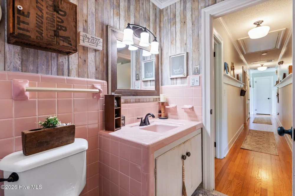 217 E Henry Street Atkinson, NC 28421