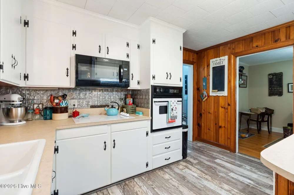 217 E Henry Street Atkinson, NC 28421