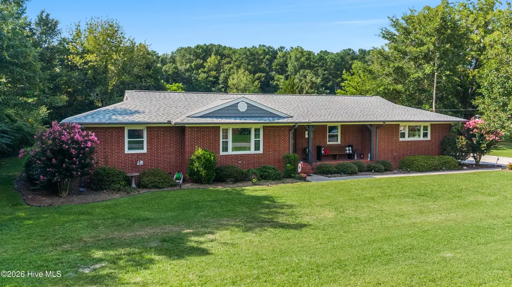 217 E Henry Street Atkinson, NC 28421