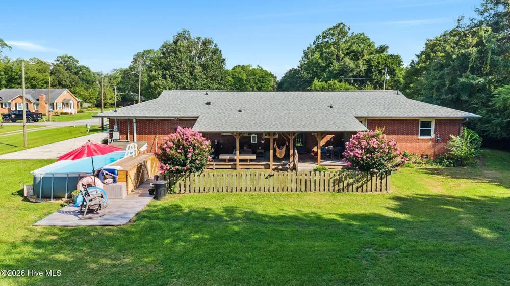 217 E Henry Street Atkinson, NC 28421