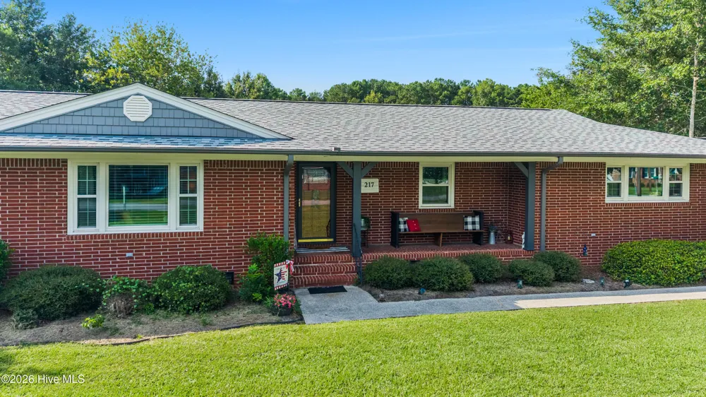 217 E Henry Street Atkinson, NC 28421