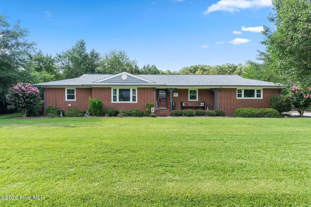 217 E Henry Street Atkinson, NC 28421