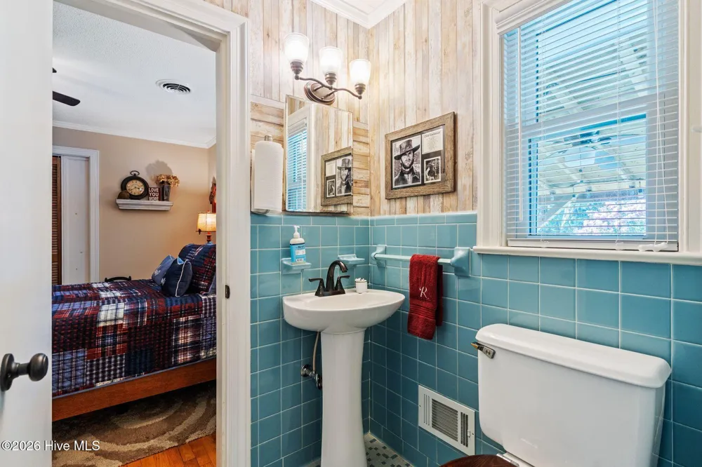 217 E Henry Street Atkinson, NC 28421