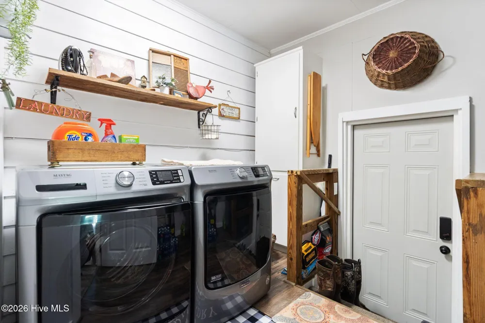 217 E Henry Street Atkinson, NC 28421