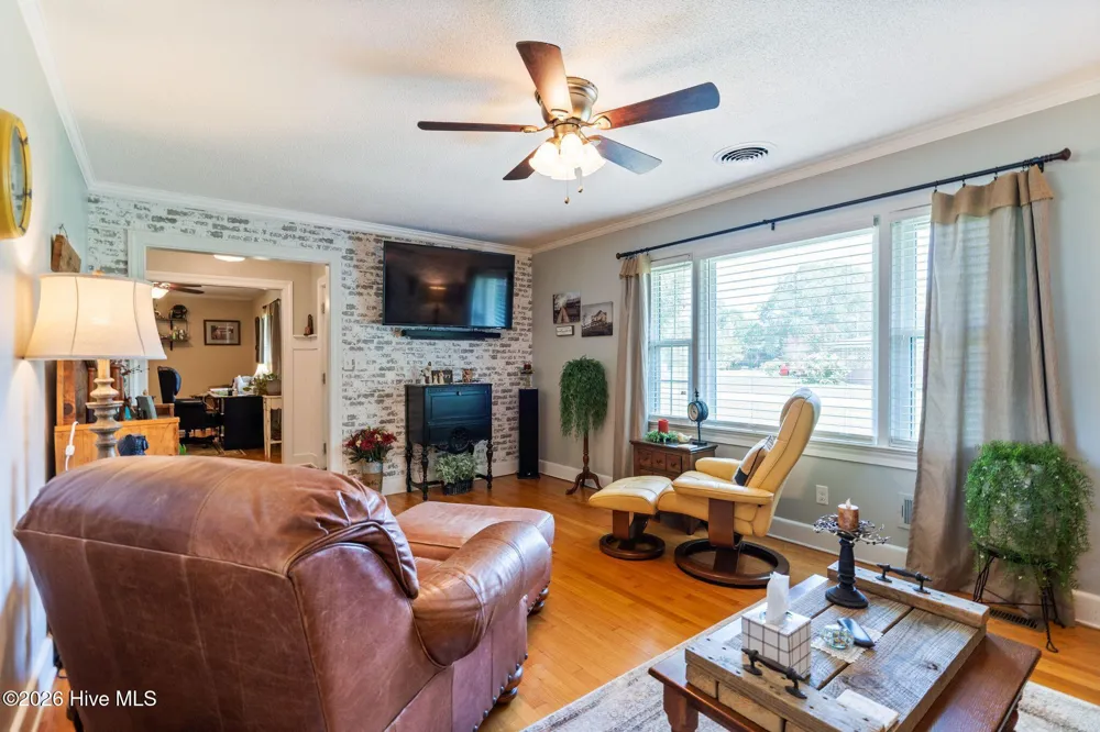 217 E Henry Street Atkinson, NC 28421