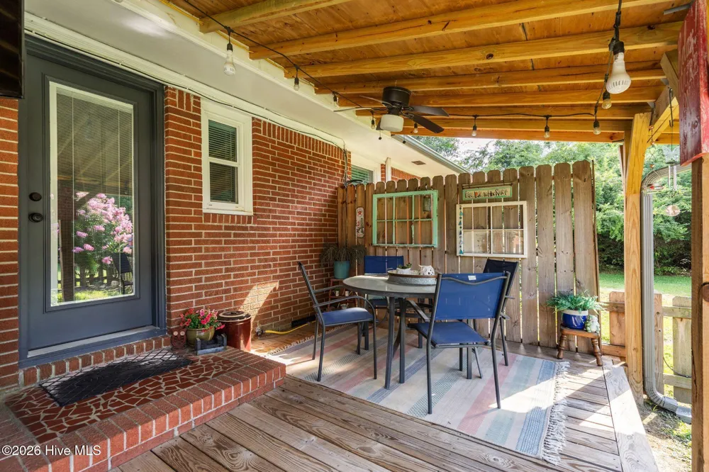 217 E Henry Street Atkinson, NC 28421