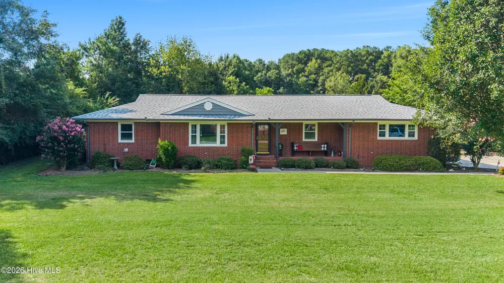 217 E Henry Street Atkinson, NC 28421