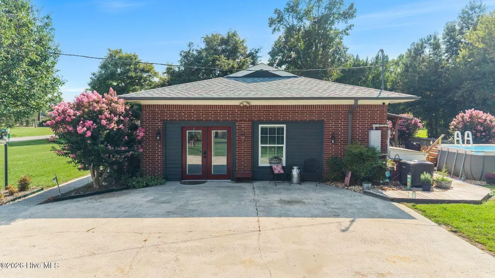 217 E Henry Street Atkinson, NC 28421