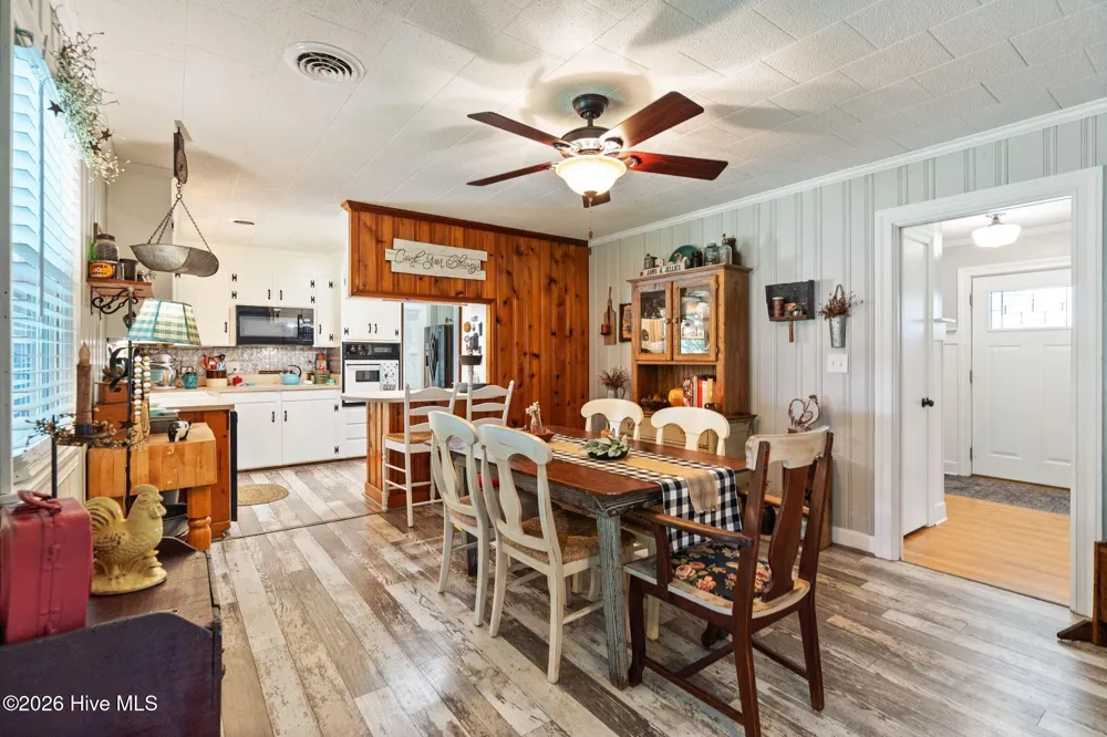 217 E Henry Street Atkinson, NC 28421
