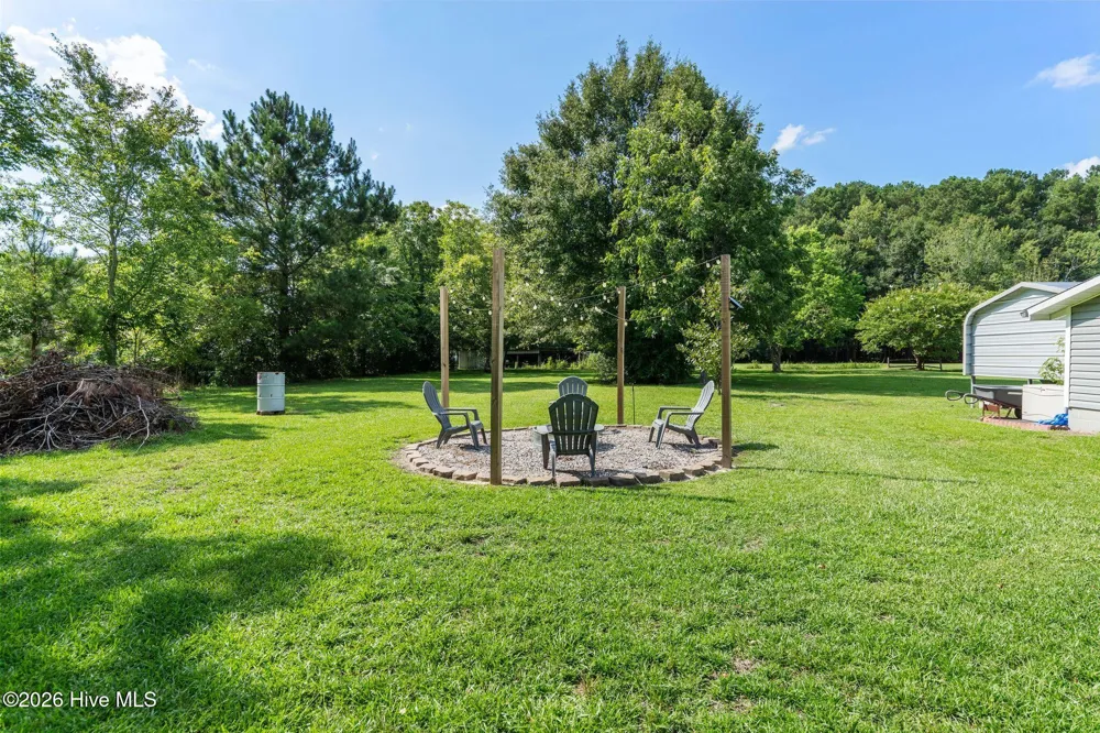 217 E Henry Street Atkinson, NC 28421