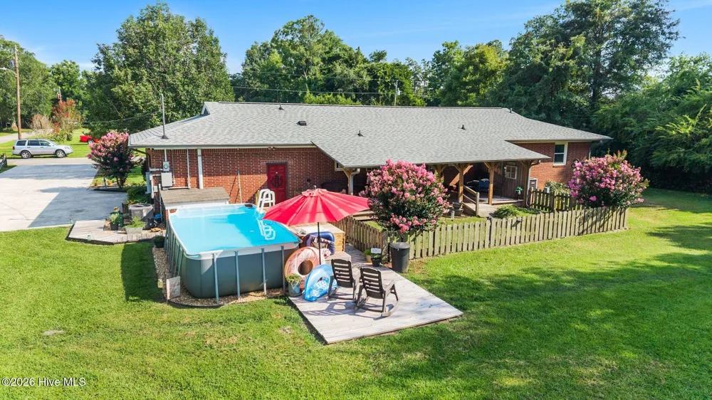 217 E Henry Street Atkinson, NC 28421