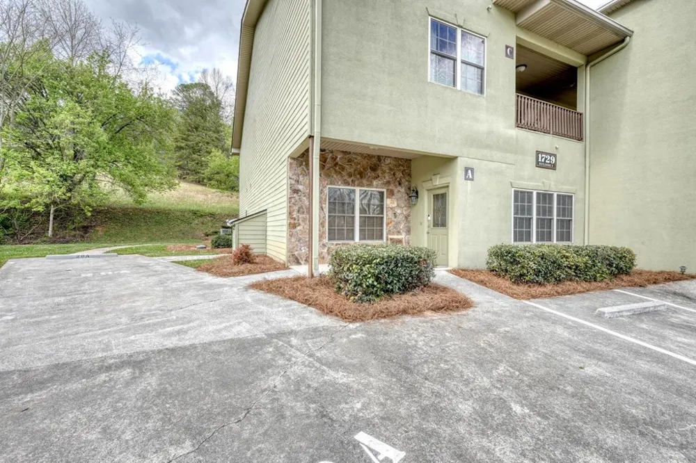 1729A Watercrest Way Young Harris, GA 30546