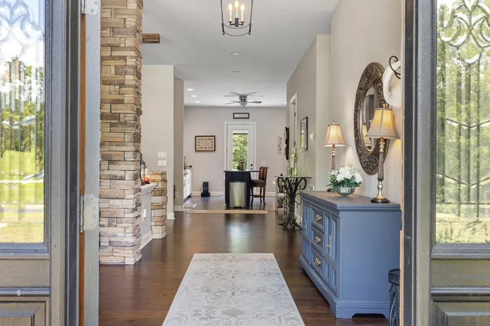 1502 Smithfield Lane Young Harris, GA 30582