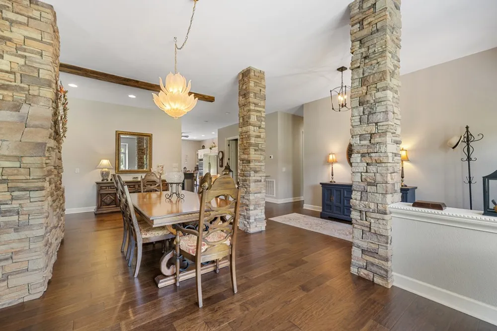 1502 Smithfield Lane Young Harris, GA 30582