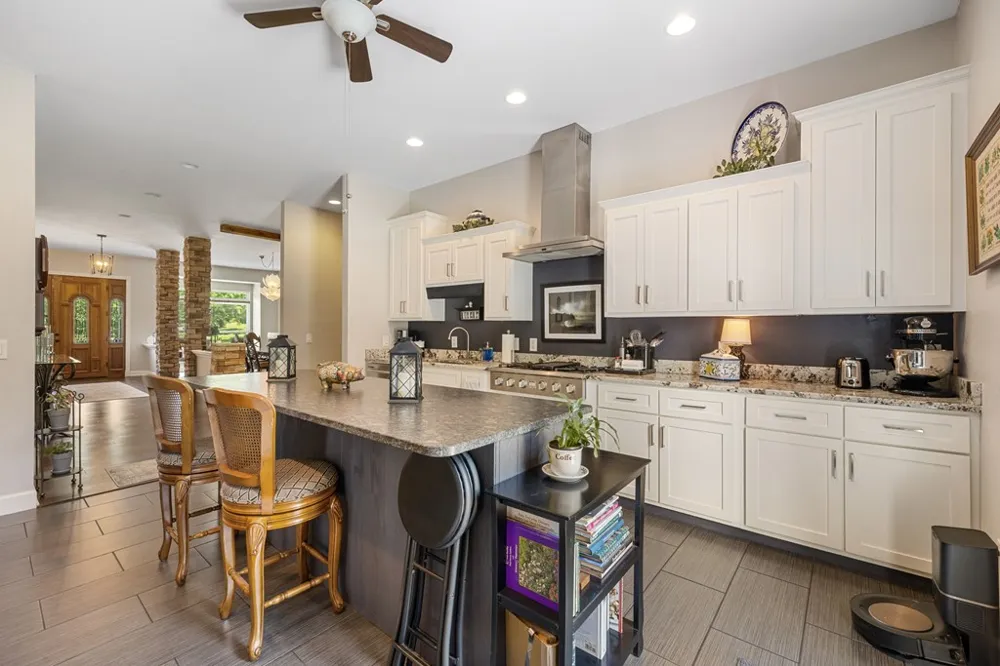 1502 Smithfield Lane Young Harris, GA 30582