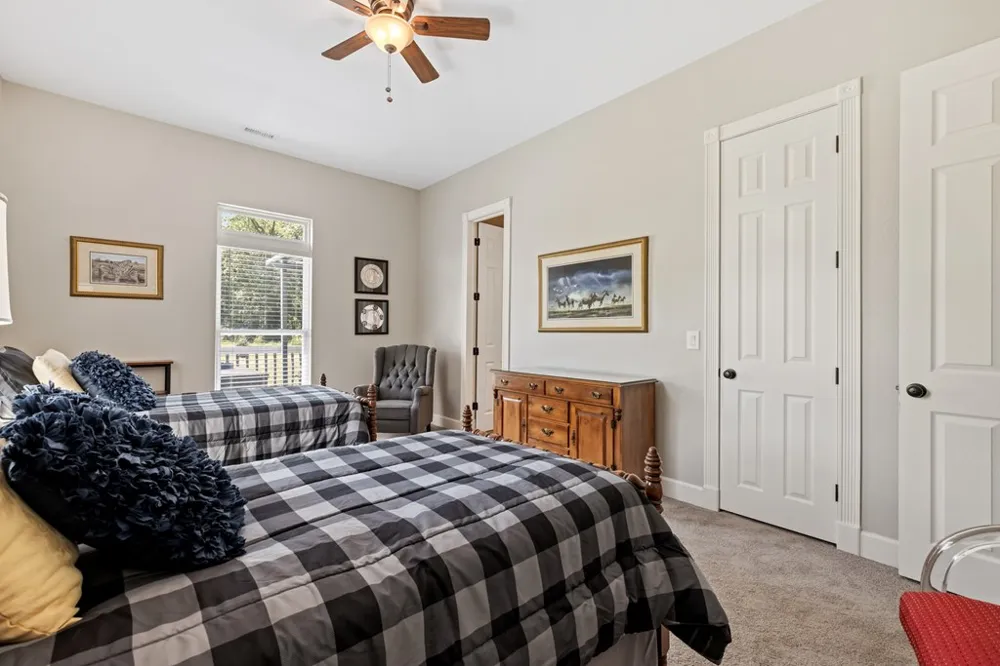1502 Smithfield Lane Young Harris, GA 30582