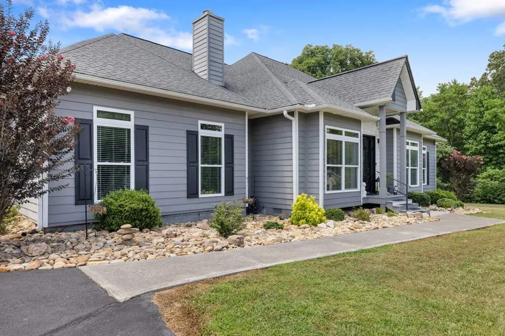 1502 Smithfield Lane Young Harris, GA 30582