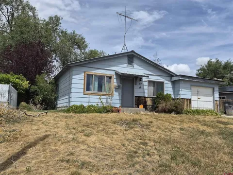910 Garrison Drive