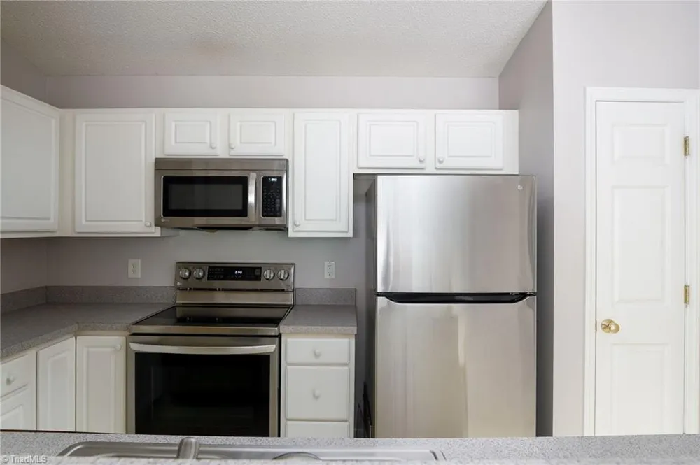 531 Scholastic Court Winston-Salem, NC 27106