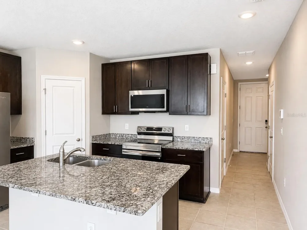 17048 CORAL KEY DRIVE Nokomis, FL 34275