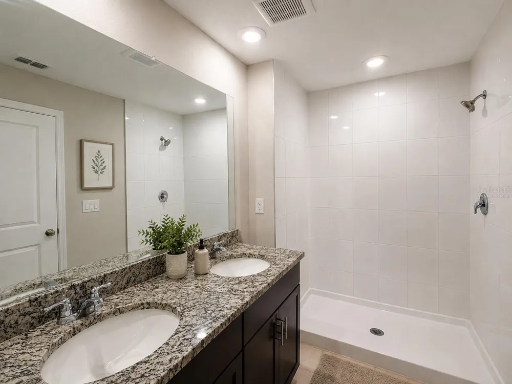 17048 CORAL KEY DRIVE Nokomis, FL 34275