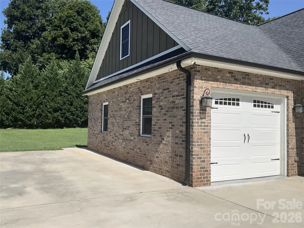 135 Blossom Hill Road Lincolnton, NC 28092