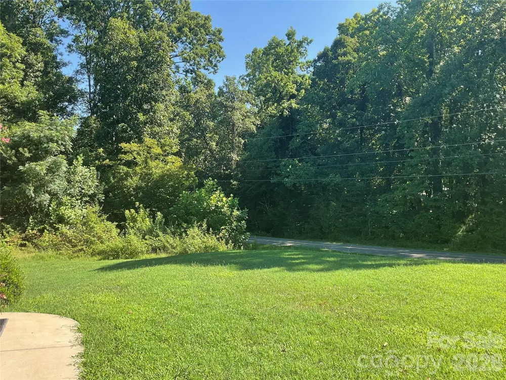 135 Blossom Hill Road Lincolnton, NC 28092