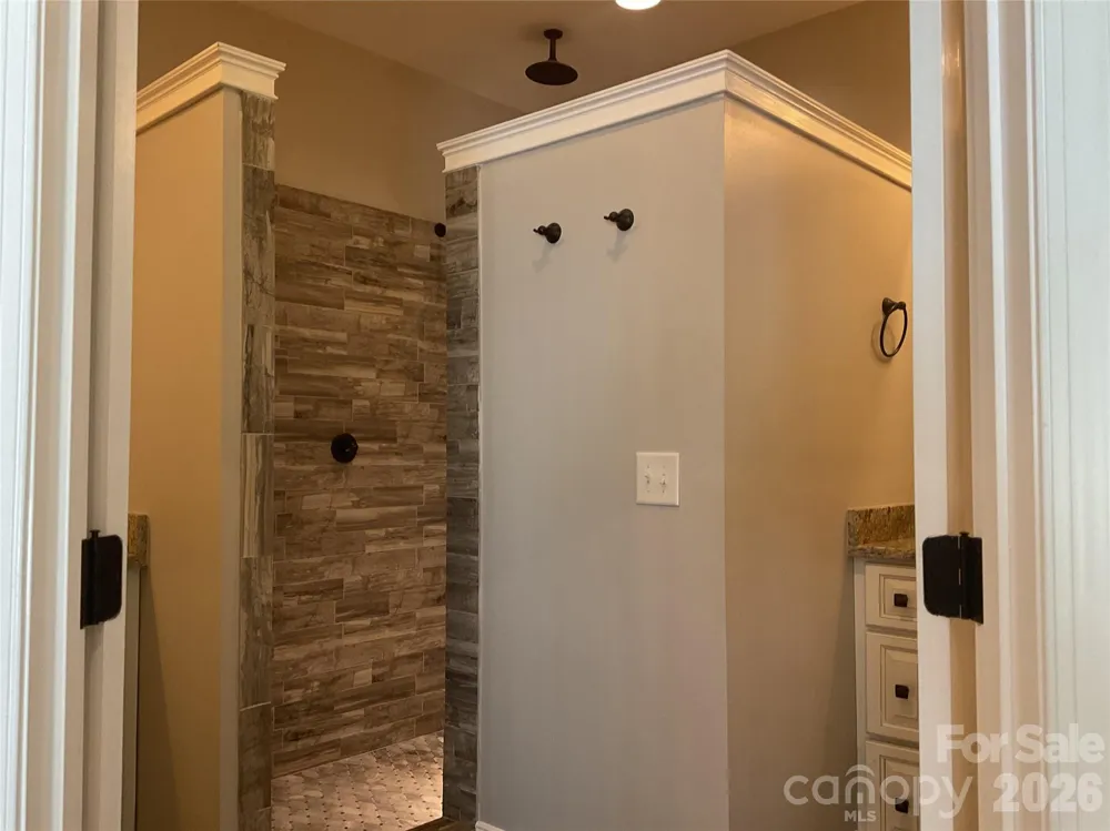 135 Blossom Hill Road Lincolnton, NC 28092