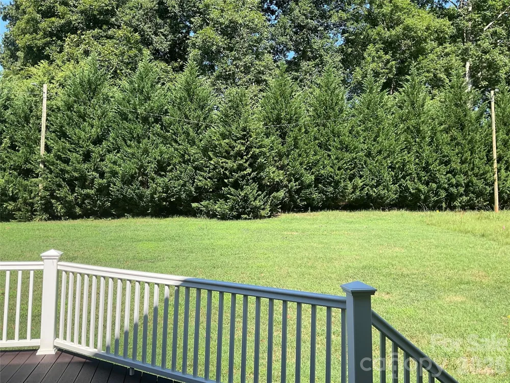 135 Blossom Hill Road Lincolnton, NC 28092