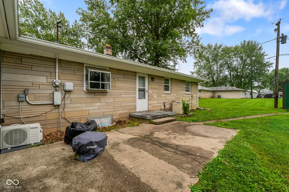 6566 Us Highway 31 Whiteland, IN 46184