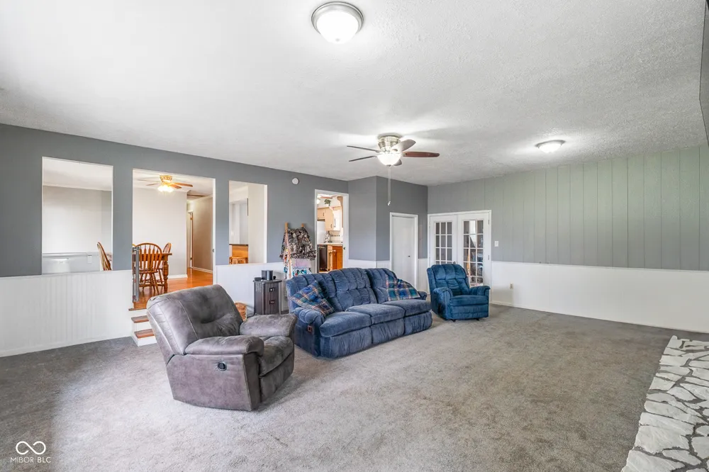6566 Us Highway 31 Whiteland, IN 46184