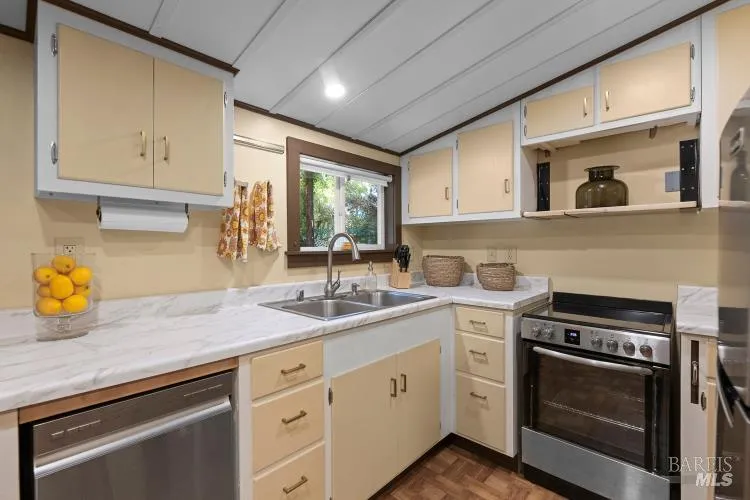 9202 Huckleberry Way Monte Rio, CA 95462